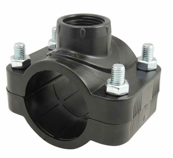 Petite pièce en PVC en deux parties vissées avec 4 vis et 4 écrous