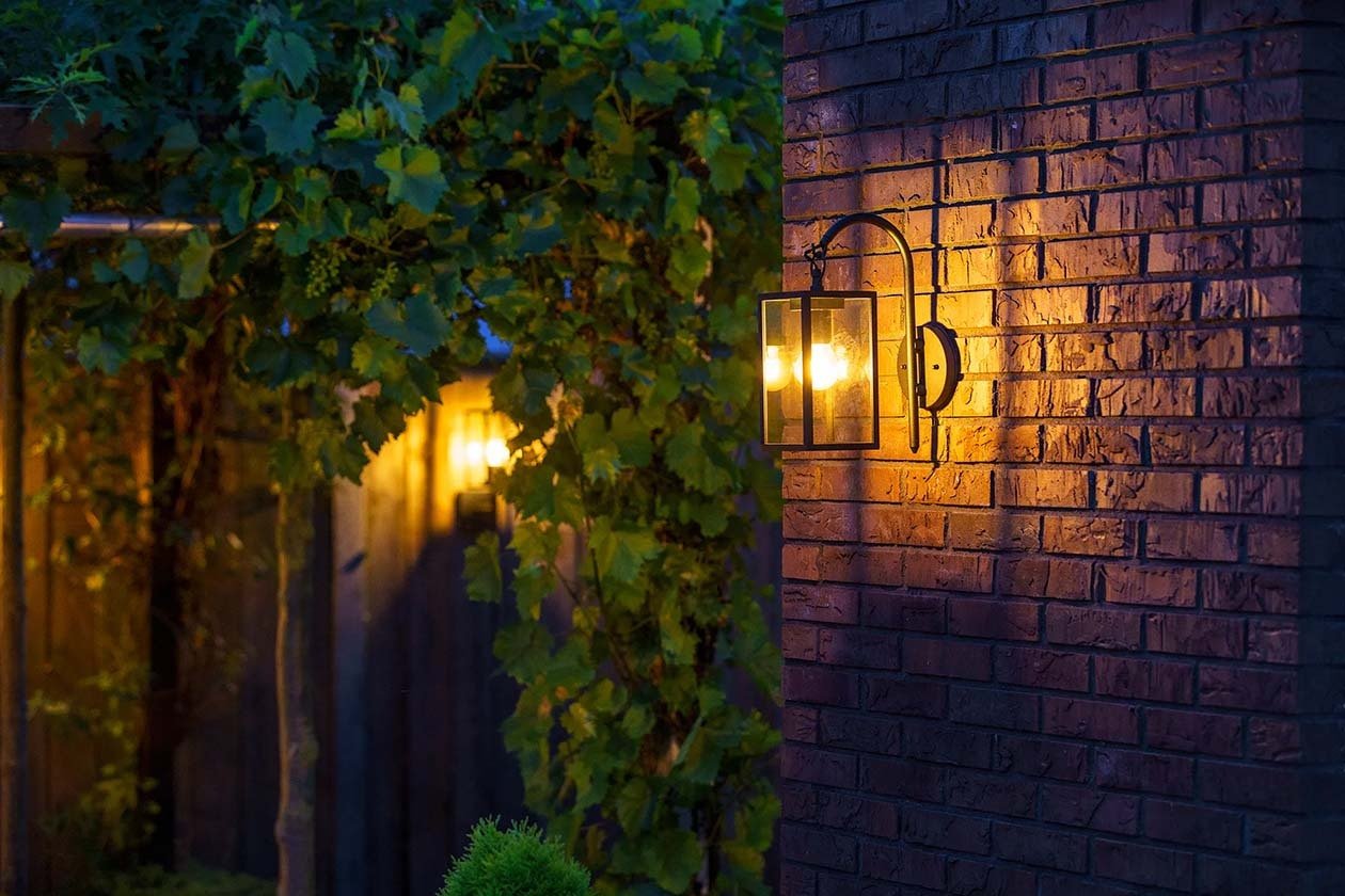 Applique à col en demi-cercle Columba