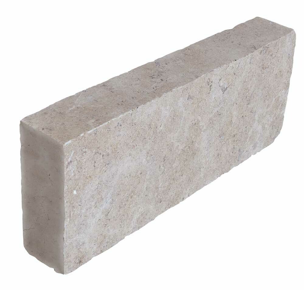 Bordure de jardin ou d'allée KHEOPS en pierre d'Egypte, surface vieillie, 20 cm x 50 cm x 8 cm - PALETTE COMPLETE