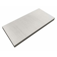 Margelles LISBOA en pierre calcaire du Portugal, bord droit chanfreiné, surface sablée brossée, 33 cm x 60 cm x 3 cm - PALETTE COMPLETE