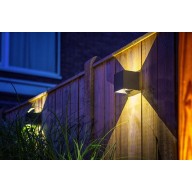 Applique carrée Mauri aluminium noire 125 lumen