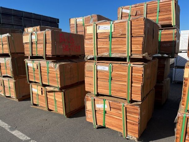 DESTOCKAGE! - Lames de terrasse MUIRACATIARA,  section 21 x 45 cm, longueur 95 cm, lot de 21,2 m²