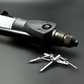 Vignette Pince à riveter prémium rivet 5.0 avec transmission démultipliée