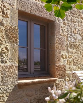 Vignette Chaîne d'angle Manoir, hauteur 33 cm, ton terre de sienne