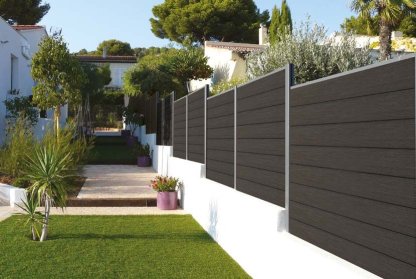 Vignette Kit d'extension clôture composite co-extrudé complet hauteur 1,20 m, largeur 1,50 m - couleur reversible anthracite/gris clair, poteaux fixation sur platine