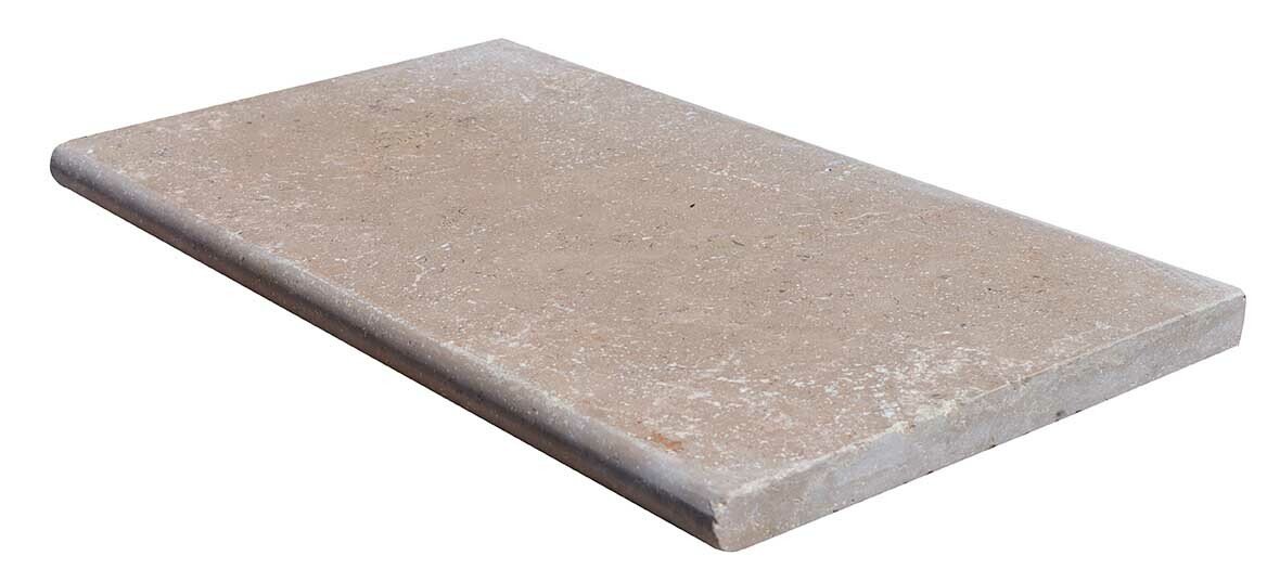 Margelle de piscine KHEOPS en pierre d'Egypte, surface vieillie, bord arrondi, 33 cm x 60 cm x 3 cm