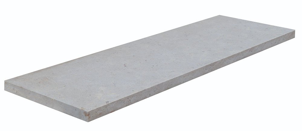 Margelle de piscine ISIS en pierre d'Egypte, surface sablée brossée, bord droit chanfreiné, 33 cm x 100 cm x 3 cm