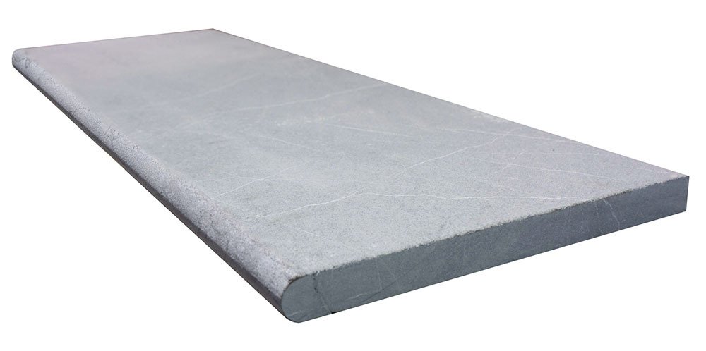 Margelle de piscine en marbre NOBILY GREY, 1 bord demi-rond, surface sablée, 33 cm x 100 cm x 3,2 cm - PALETTE COMPLETE