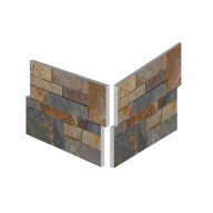 Angle pierre naturelle en petite plaquette, teinte ardoise/rouille