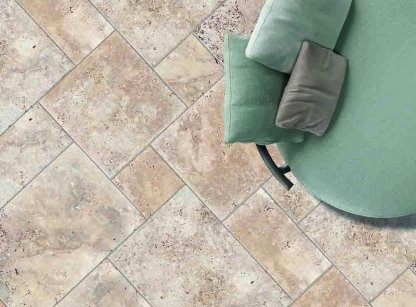 Vignette Travertin, dalle de sol ou murale en pierre naturelle STRONG MIX, bords adoucis, surface vieillie, 40,6 cm x 61 cm x 1,2 cm