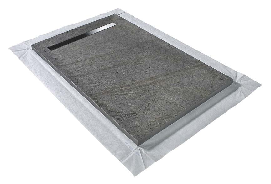 Receveur pierre naturelle ardoise claire 150 x 100 cm - grille caniveau acier excentrée